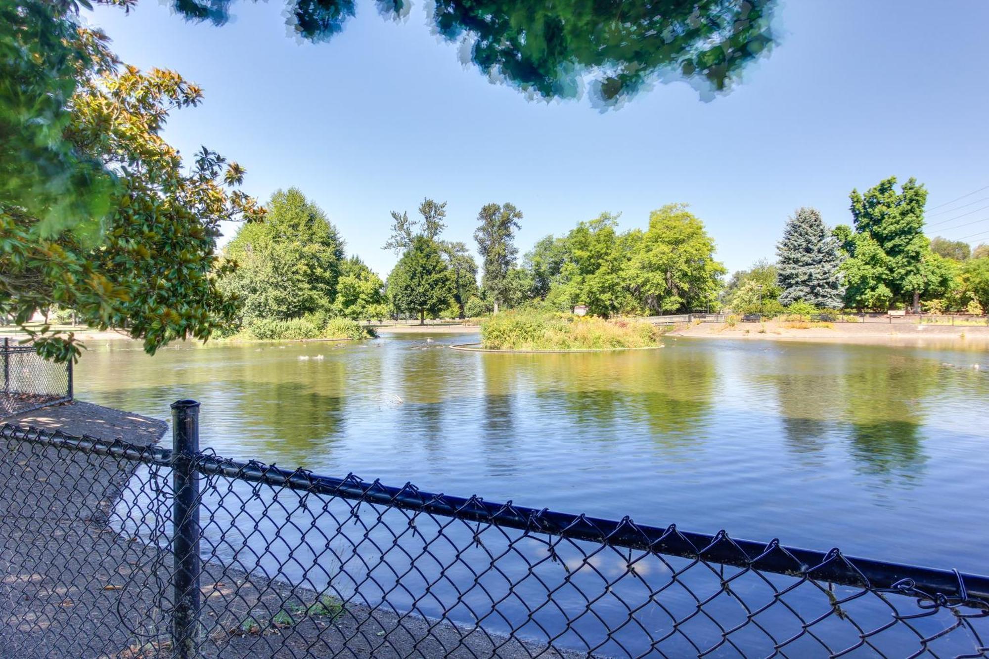 Pet-Friendly Home With Grill, 2 Mi To Autzen Stadium Спрингфилд Экстерьер фото