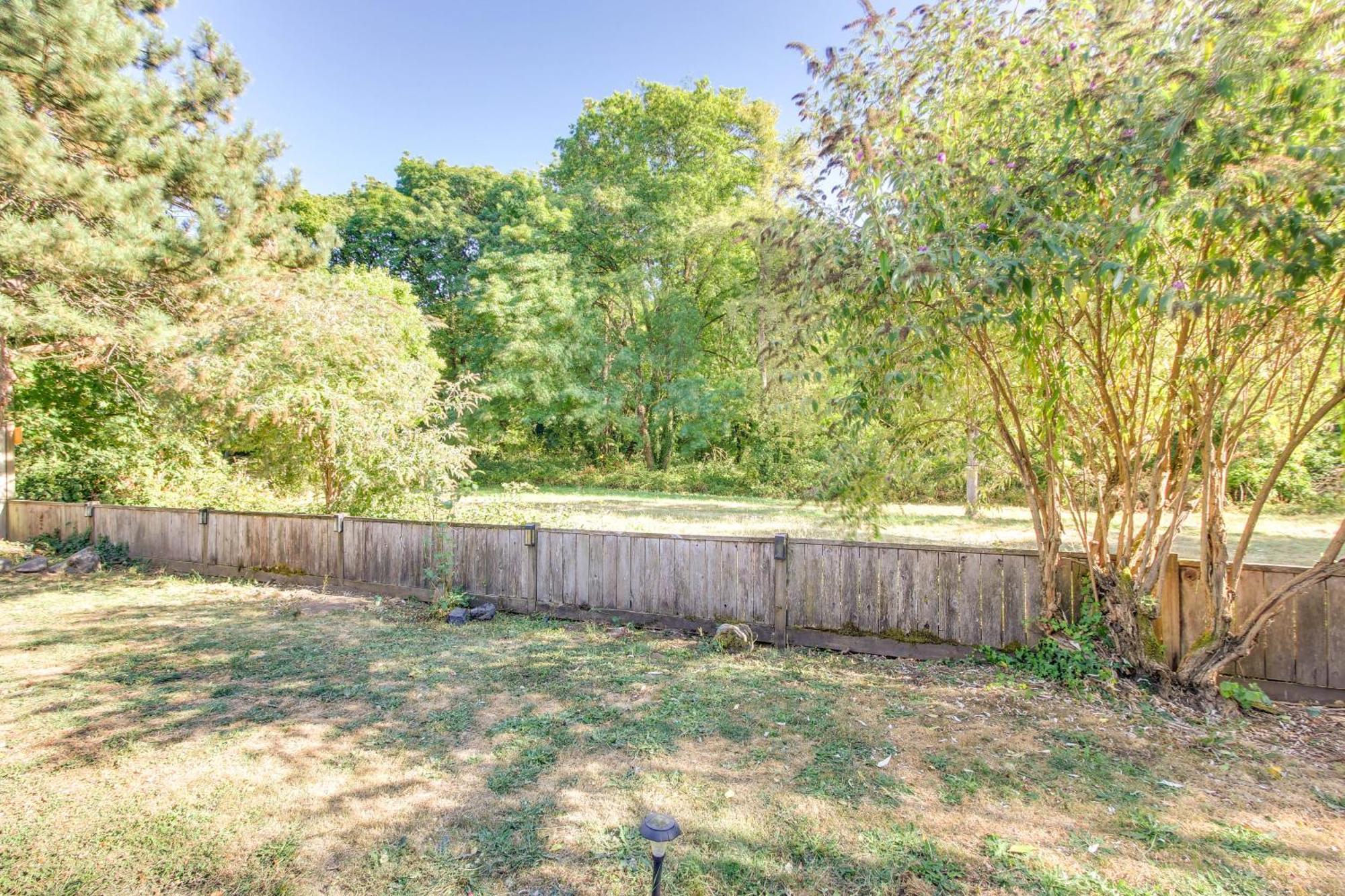 Pet-Friendly Home With Grill, 2 Mi To Autzen Stadium Спрингфилд Экстерьер фото