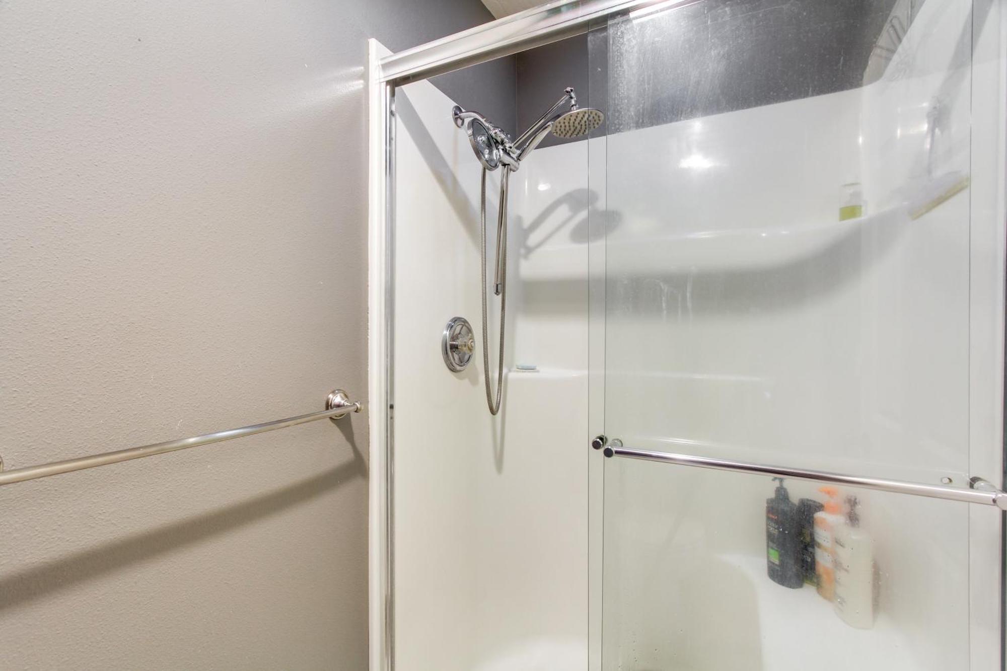 Pet-Friendly Home With Grill, 2 Mi To Autzen Stadium Спрингфилд Экстерьер фото
